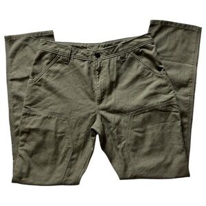 Patagonia women's slim all season hemp Size 12